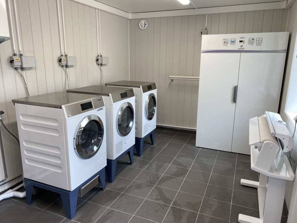 Ombyggnad råvind bostadsrättsförening. Täby Näsbypark